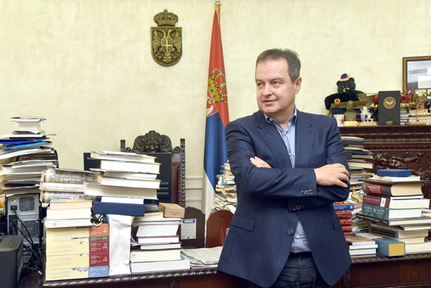 Узалуд траже расцеп између Вучића и мене: Ивица Дачић о односима две партије